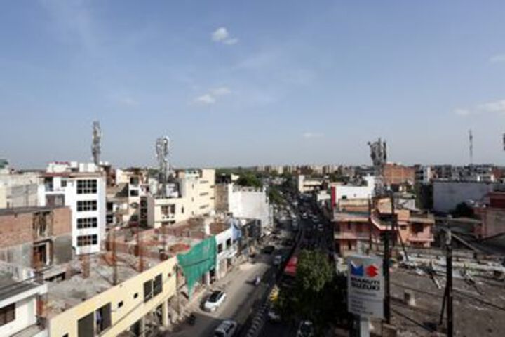 Hotel View 7 of 32