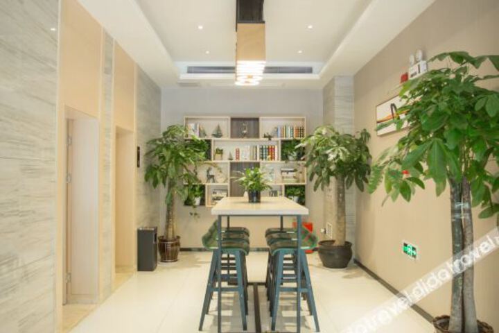 Hotel Interior 6 of 13