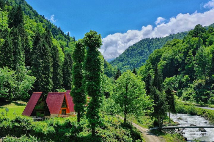 Kotit Ayder Bungalov &  Restaurant in Camlihemsin