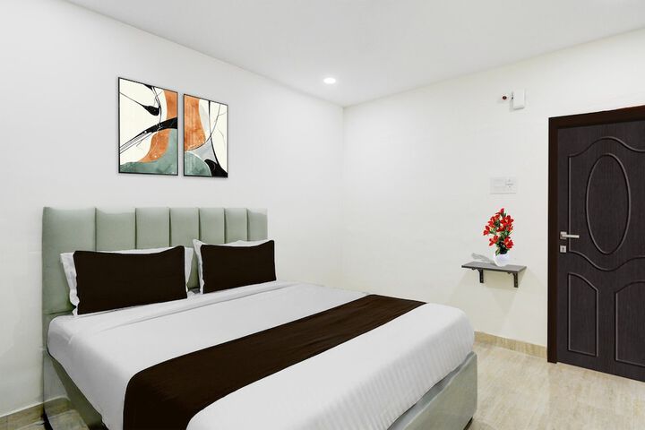 Room 10 of 25