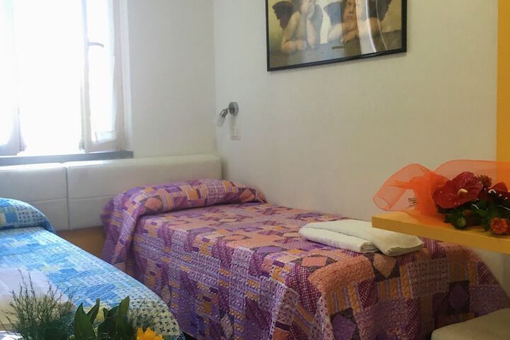 Room 7 of 44