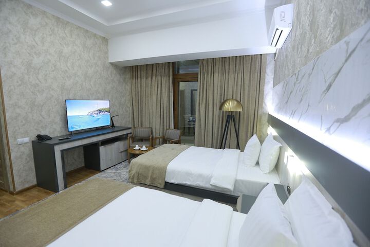Room 21 of 95