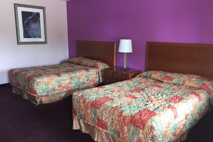 Room 10 of 34