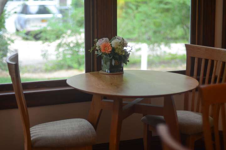 Dining 21 of 29