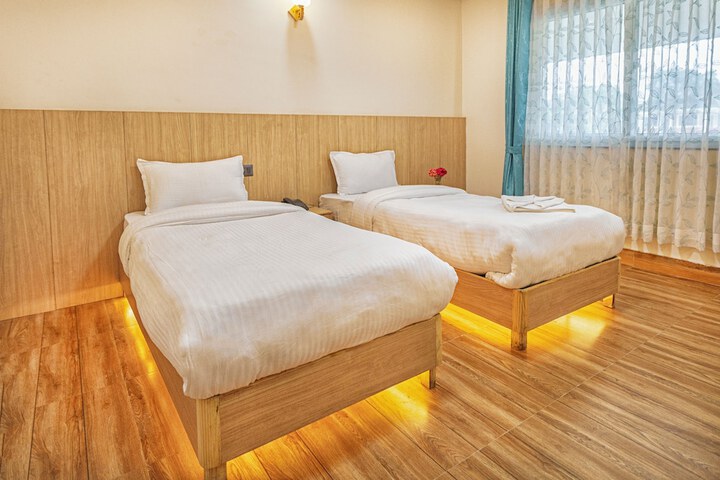 Room 8 of 23