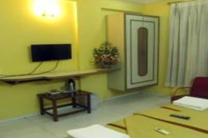 Room 8 of 41