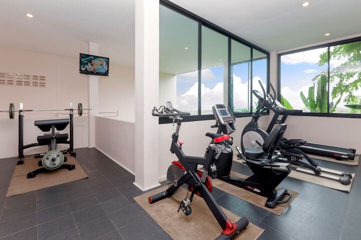 Hotel with Gym