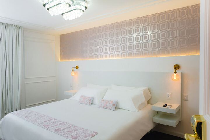 Room 22 of 50