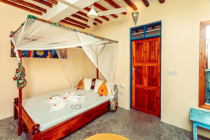 Room 42 of 112