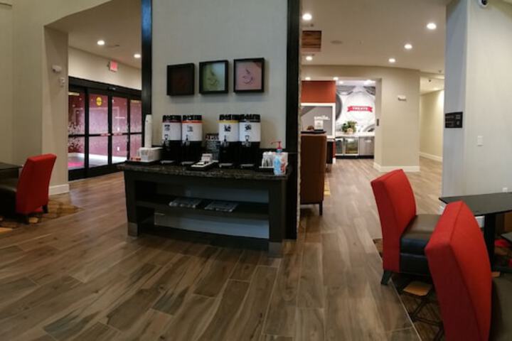 Breakfast area
