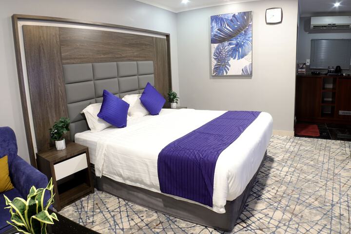 Room 21 of 66
