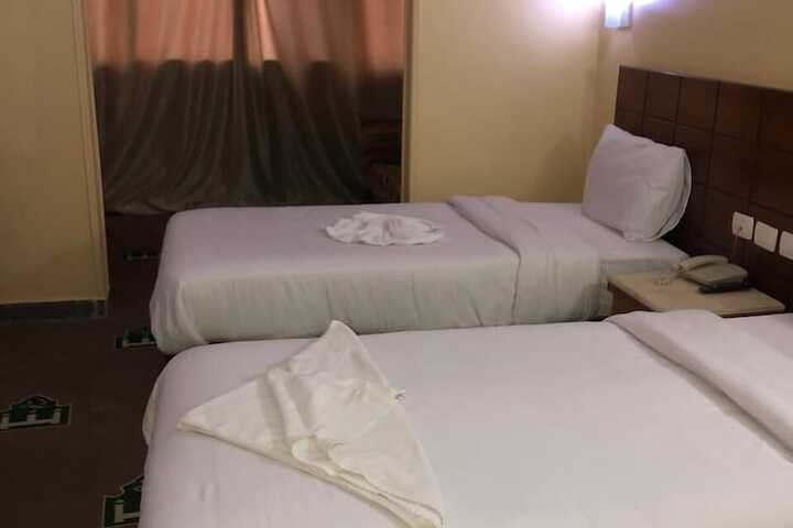 Room 44 of 66