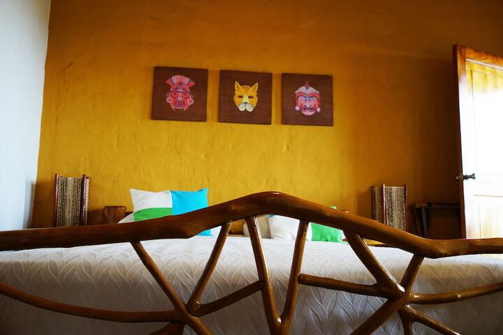 Room 14 of 170
