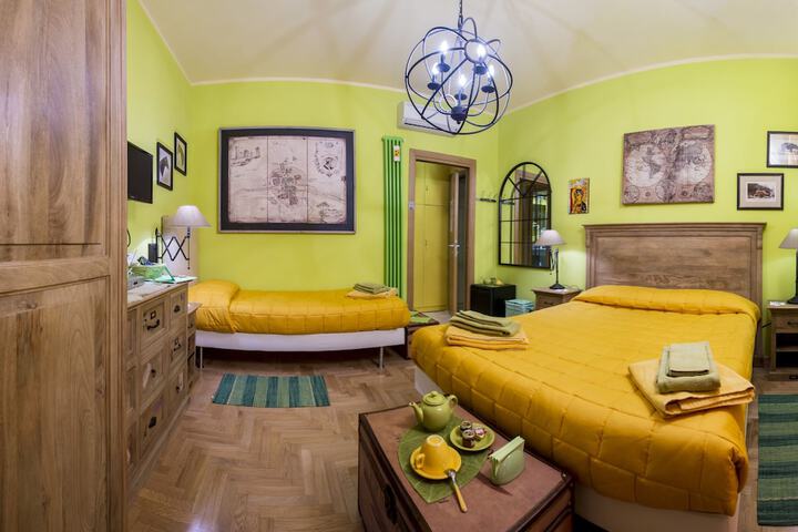 Room 5 of 49