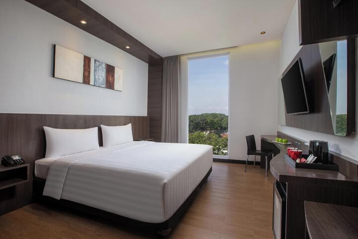 Room 2 of 29