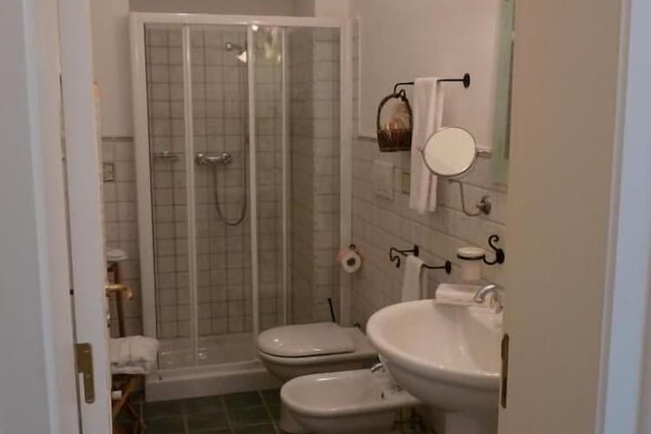 Bath Photo