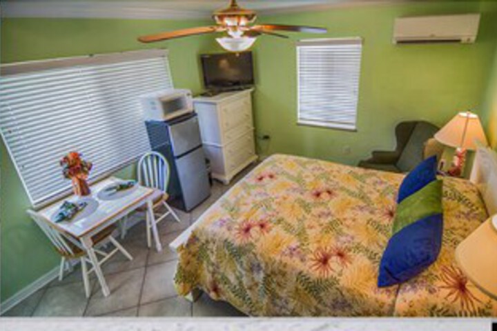 Room 34 of 47