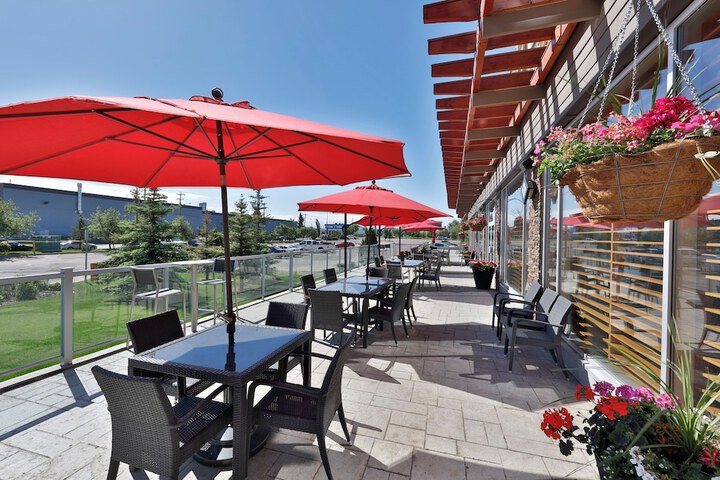 Terrace/Patio 49 of 52