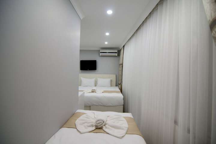 Room 69 of 83