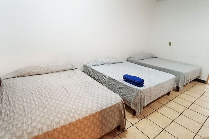 Room 3 of 7