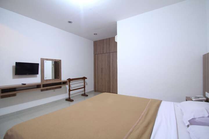 Room 7 of 46