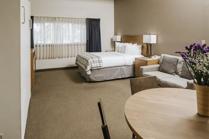 Room 13 of 68