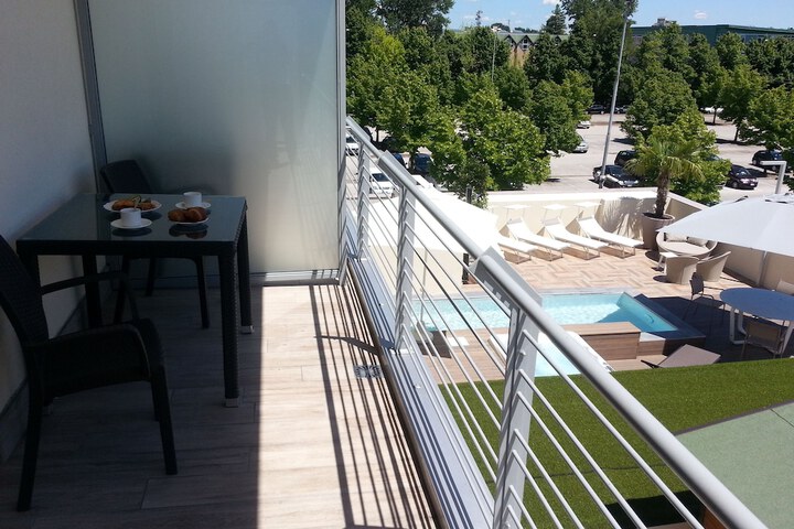 Terrace/Patio 34 of 57