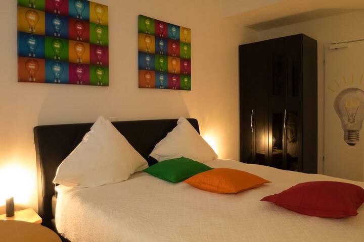 Room 17 of 63
