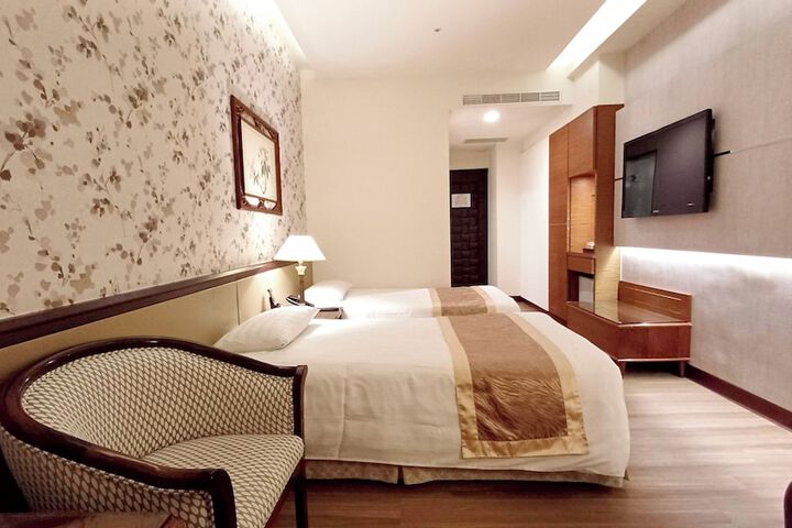 Room 21 of 46