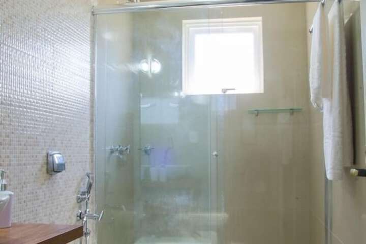 Room 20 of 28