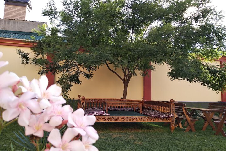 Hotel Exterior 41 of 47