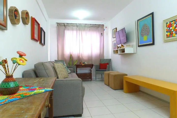 Room 9 of 20