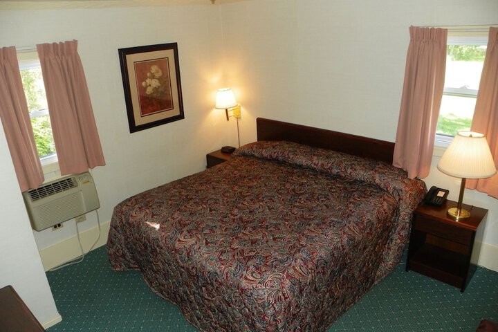 Room 8 of 29