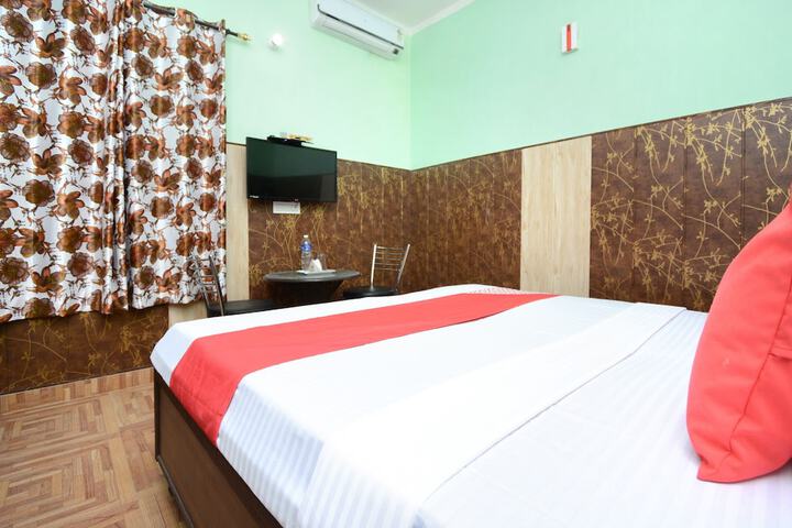 Room 14 of 36