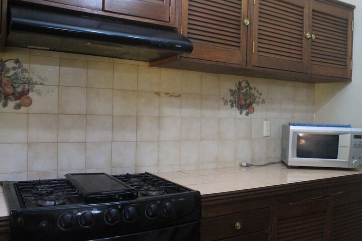 Room 4 of 38