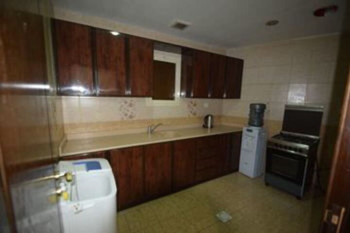 Room 6 of 15