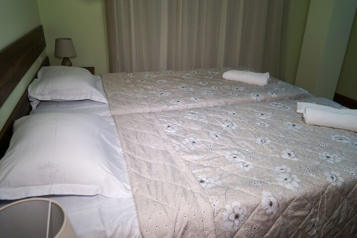 Room 3 of 10