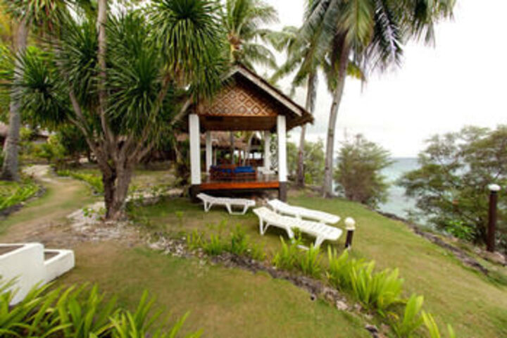 Hotel Exterior 14 of 34