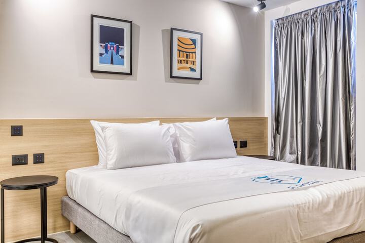 Room 15 of 79