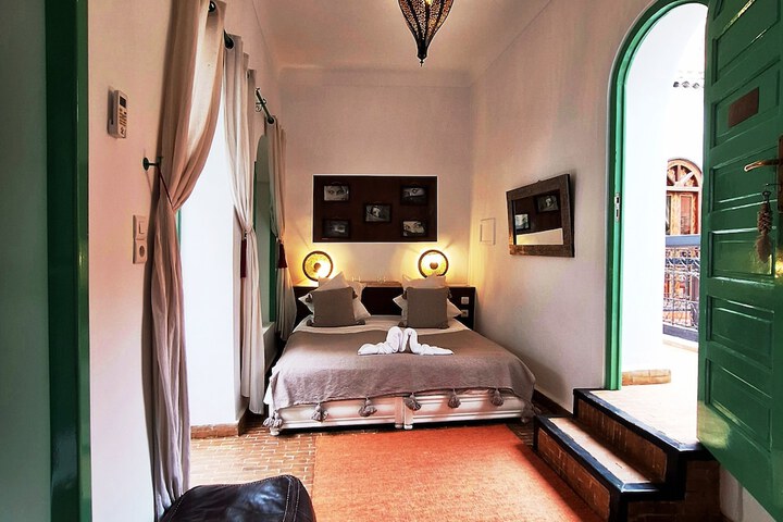 Room 6 of 68