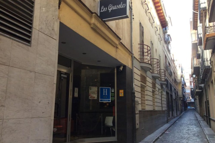 Hotel Entry
