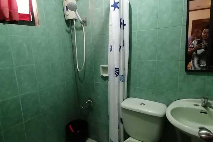 Room 17 of 29