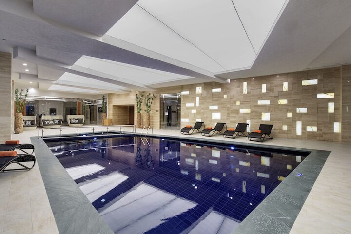 Pool 55 of 303