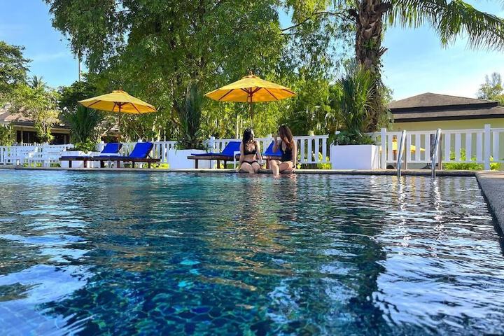 Pool 54 of 78