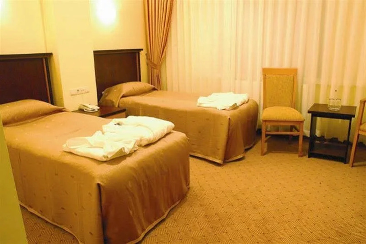 guest_rooms