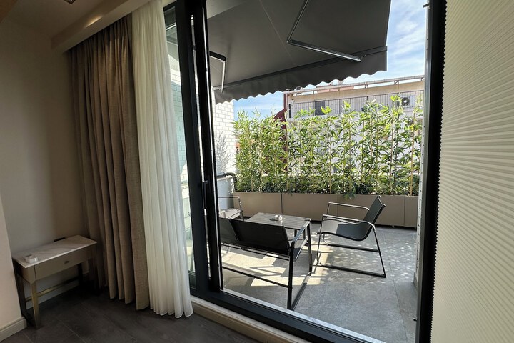 Hotel 62 of 64