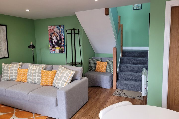 Room 9 of 21
