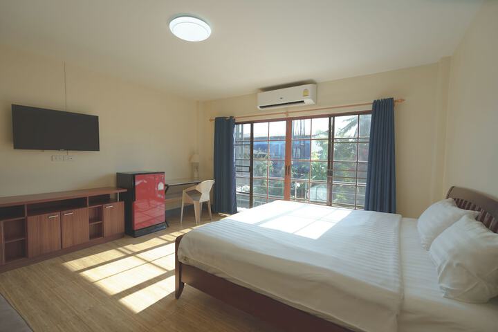 Room 17 of 41