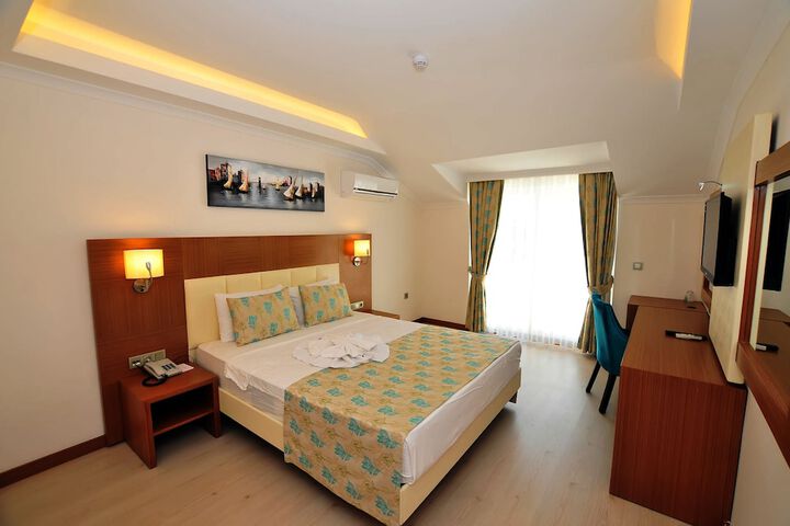 Room 30 of 62