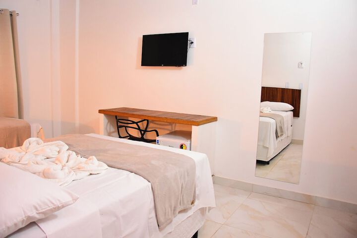Room 5 of 27